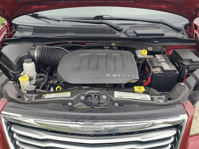 2012 Chrysler Town & Country (CC-2064972) for sale in Dublin, Ohio