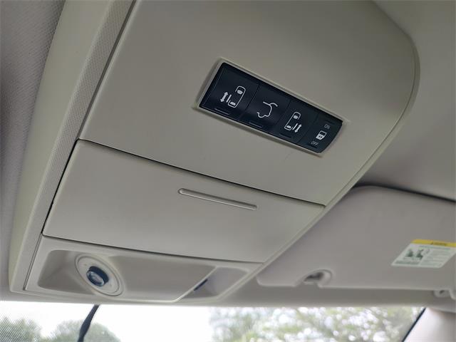 2012 Chrysler Town & Country (CC-2064972) for sale in Dublin, Ohio