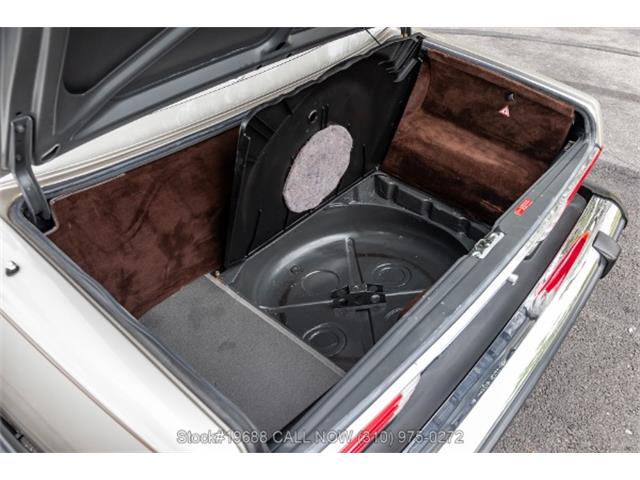 1988 Mercedes-Benz 560SL (CC-2065085) for sale in Beverly Hills, California