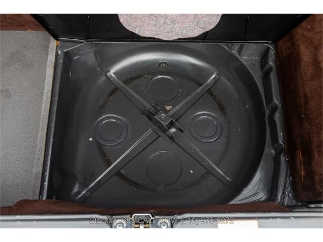 1988 Mercedes-Benz 560SL (CC-2065085) for sale in Beverly Hills, California