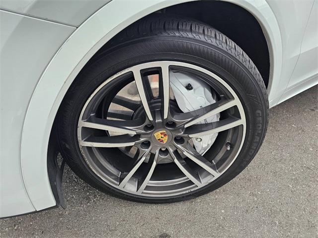 2019 Porsche Cayenne (CC-2065222) for sale in Woodland Hills, California