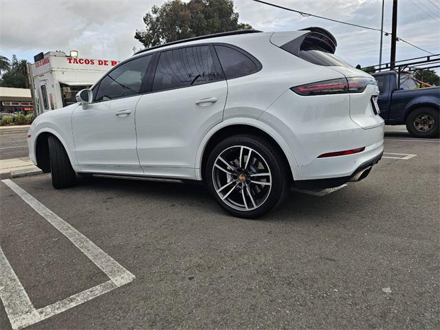 2019 Porsche Cayenne (CC-2065222) for sale in Woodland Hills, California