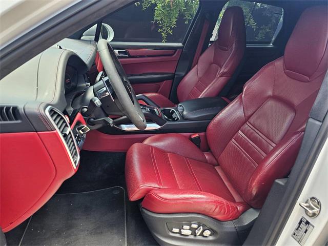 2019 Porsche Cayenne (CC-2065222) for sale in Woodland Hills, California