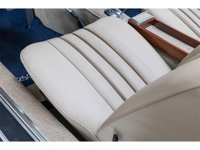 1967 Mercedes-Benz 250SL (CC-2065279) for sale in Naarden, Noord-Holland