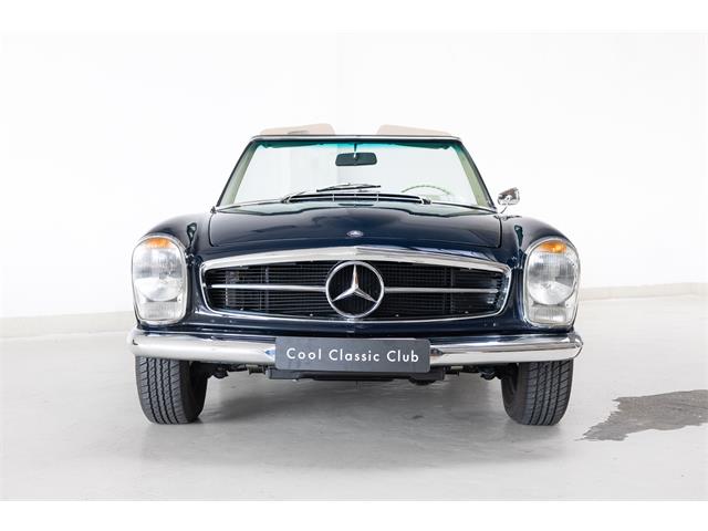 1967 Mercedes-Benz 250SL (CC-2065279) for sale in Naarden, Noord-Holland
