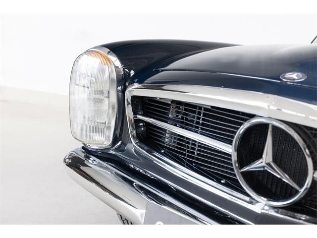 1967 Mercedes-Benz 250SL (CC-2065279) for sale in Naarden, Noord-Holland