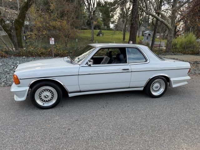 1981 Mercedes-Benz 300CD (CC-2065321) for sale in Grass Valley, California