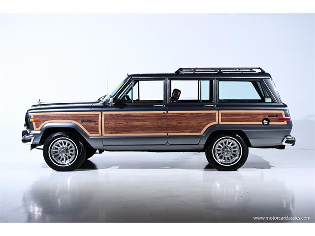 1991 Jeep Grand Wagoneer (CC-2065525) for sale in Farmingdale, New York