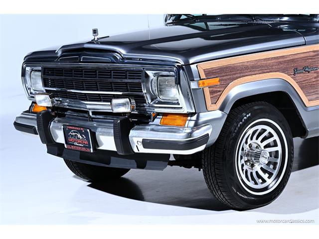 1991 Jeep Grand Wagoneer (CC-2065525) for sale in Farmingdale, New York