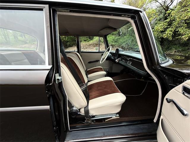 1968 Mercedes-Benz 230 (CC-2065581) for sale in Gladstone, Oregon