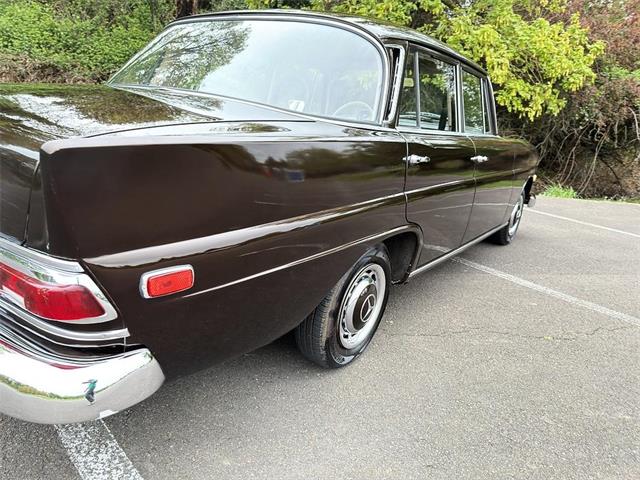 1968 Mercedes-Benz 230 (CC-2065581) for sale in Gladstone, Oregon