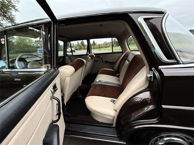 1968 Mercedes-Benz 230 (CC-2065581) for sale in Gladstone, Oregon