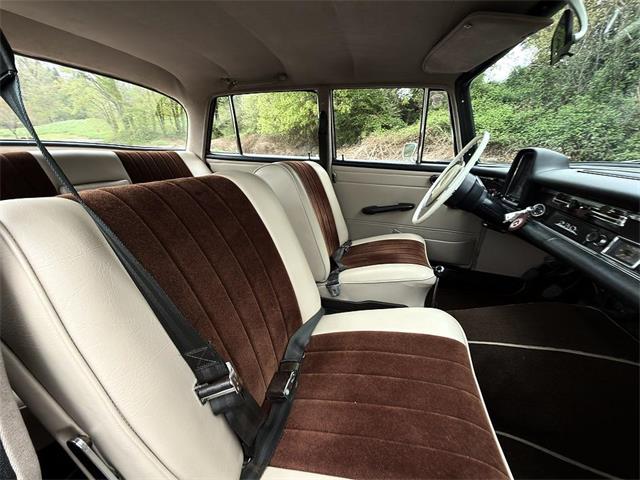 1968 Mercedes-Benz 230 (CC-2065581) for sale in Gladstone, Oregon