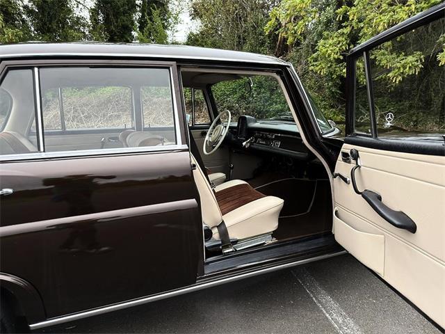 1968 Mercedes-Benz 230 (CC-2065581) for sale in Gladstone, Oregon
