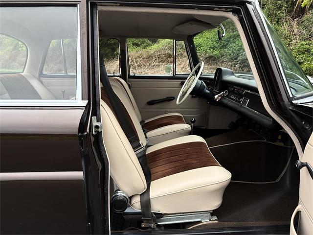 1968 Mercedes-Benz 230 (CC-2065581) for sale in Gladstone, Oregon