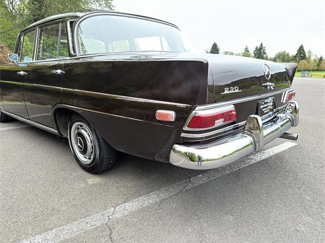 1968 Mercedes-Benz 230 (CC-2065581) for sale in Gladstone, Oregon