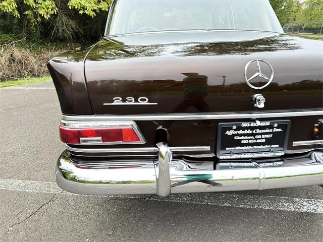 1968 Mercedes-Benz 230 (CC-2065581) for sale in Gladstone, Oregon