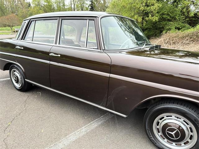 1968 Mercedes-Benz 230 (CC-2065581) for sale in Gladstone, Oregon