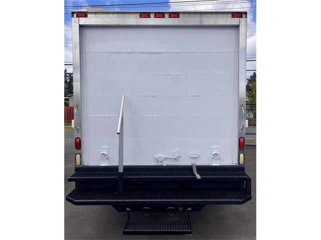 2001 International 4700 (CC-2065665) for sale in Tualatin, Oregon