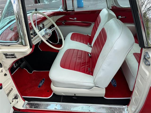 1955 Ford Crown Victoria (CC-2065666) for sale in Paris , Kentucky