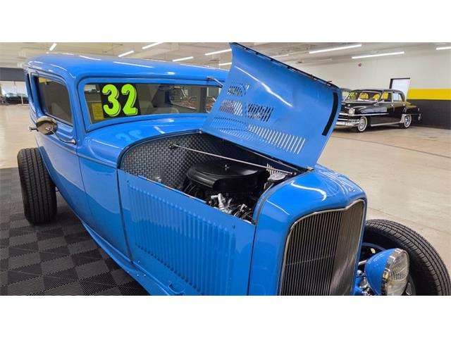 1932 Ford 2-Dr Sedan (CC-2065760) for sale in Mankato, Minnesota
