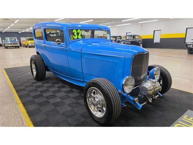 1932 Ford 2-Dr Sedan (CC-2065760) for sale in Mankato, Minnesota
