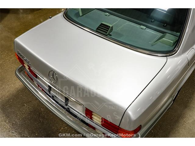 1991 Mercedes-Benz 560 (CC-2065769) for sale in Grand Rapids, Michigan