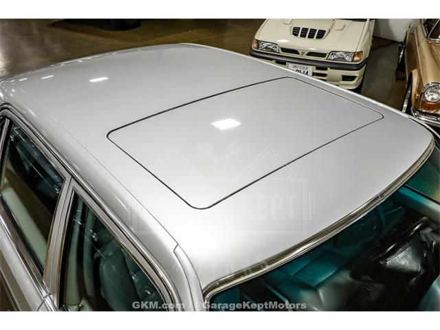 1991 Mercedes-Benz 560 (CC-2065769) for sale in Grand Rapids, Michigan