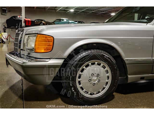 1991 Mercedes-Benz 560 (CC-2065769) for sale in Grand Rapids, Michigan