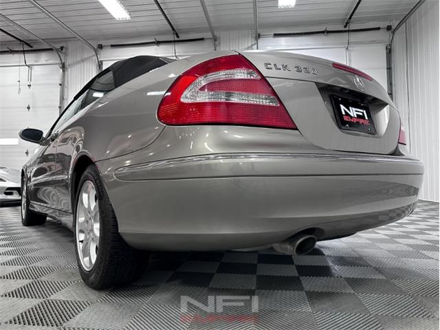 2004 Mercedes-Benz CLK-Class (CC-2065789) for sale in North East, Pennsylvania