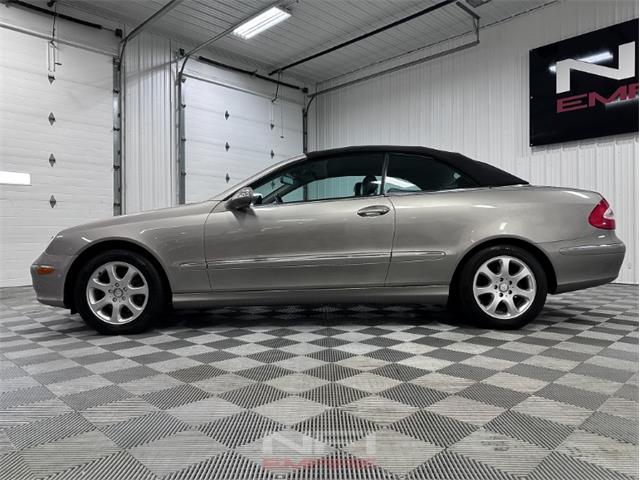 2004 Mercedes-Benz CLK-Class (CC-2065789) for sale in North East, Pennsylvania