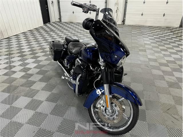 2016 Harley-Davidson Street Glide (CC-2065791) for sale in North East, Pennsylvania