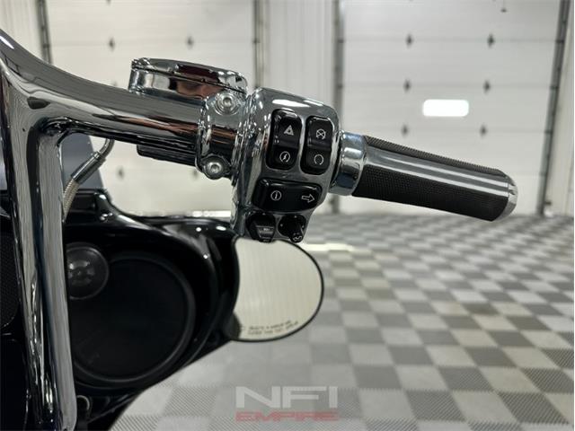 2016 Harley-Davidson Street Glide (CC-2065791) for sale in North East, Pennsylvania