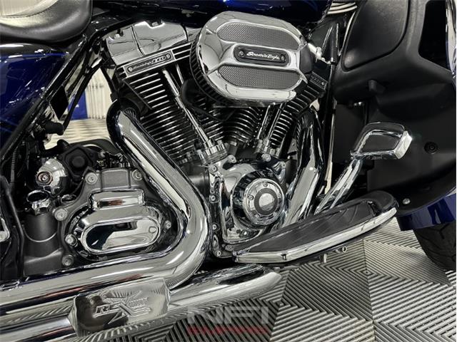 2016 Harley-Davidson Street Glide (CC-2065791) for sale in North East, Pennsylvania