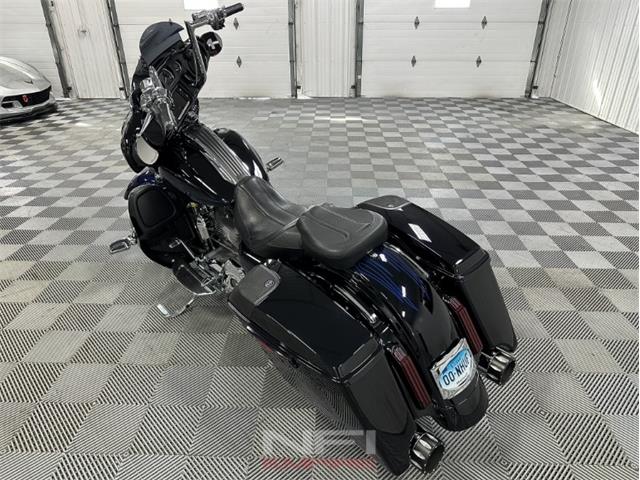2016 Harley-Davidson Street Glide (CC-2065791) for sale in North East, Pennsylvania