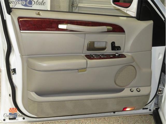 2003 Lincoln Town Car (CC-2065801) for sale in Mesa, Arizona