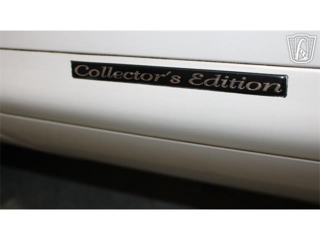 1998 Lincoln Mark VIII (CC-2065921) for sale in Runnemede, New Jersey