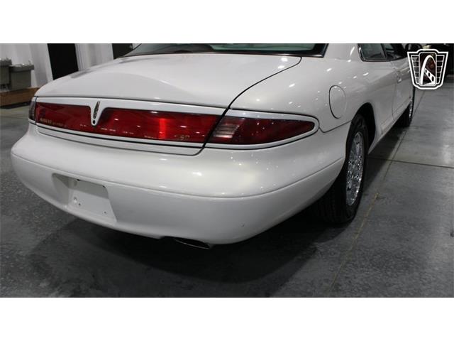 1998 Lincoln Mark VIII (CC-2065921) for sale in Runnemede, New Jersey