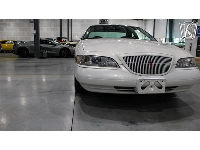 1998 Lincoln Mark VIII (CC-2065921) for sale in Runnemede, New Jersey