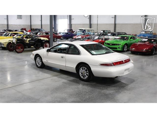 1998 Lincoln Mark VIII (CC-2065921) for sale in Runnemede, New Jersey