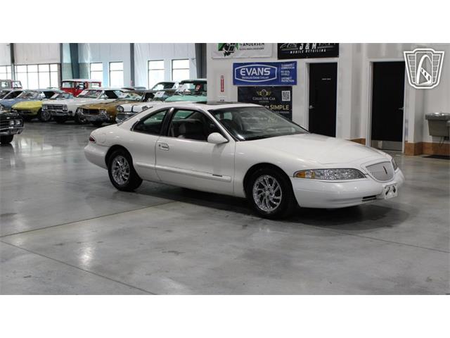 1998 Lincoln Mark VIII (CC-2065921) for sale in Runnemede, New Jersey