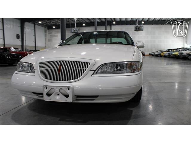 1998 Lincoln Mark VIII (CC-2065921) for sale in Runnemede, New Jersey