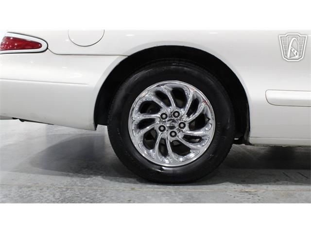 1998 Lincoln Mark VIII (CC-2065921) for sale in Runnemede, New Jersey