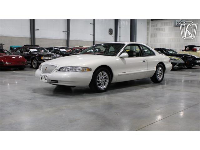 1998 Lincoln Mark VIII (CC-2065921) for sale in Runnemede, New Jersey