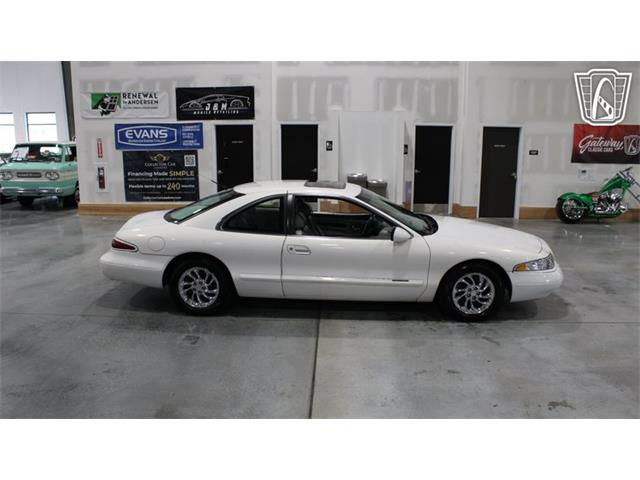 1998 Lincoln Mark VIII (CC-2065921) for sale in Runnemede, New Jersey