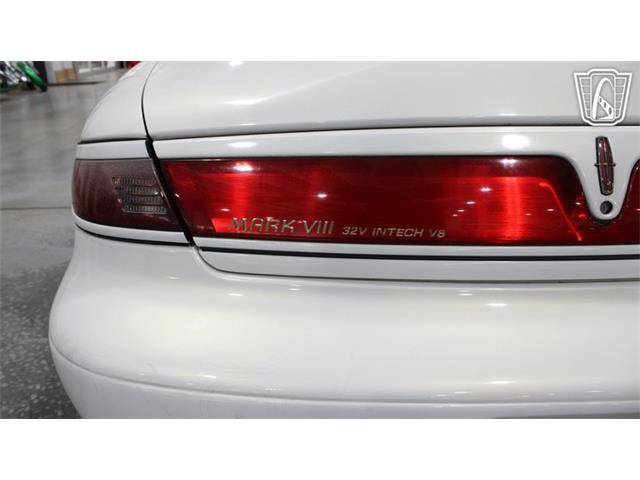 1998 Lincoln Mark VIII (CC-2065921) for sale in Runnemede, New Jersey