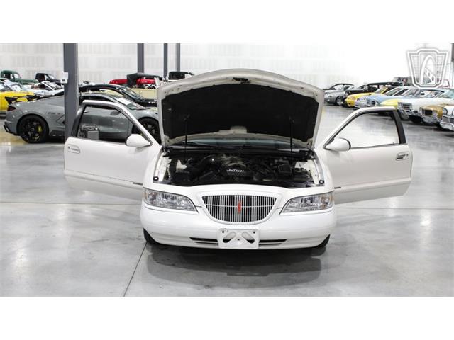 1998 Lincoln Mark VIII (CC-2065921) for sale in Runnemede, New Jersey