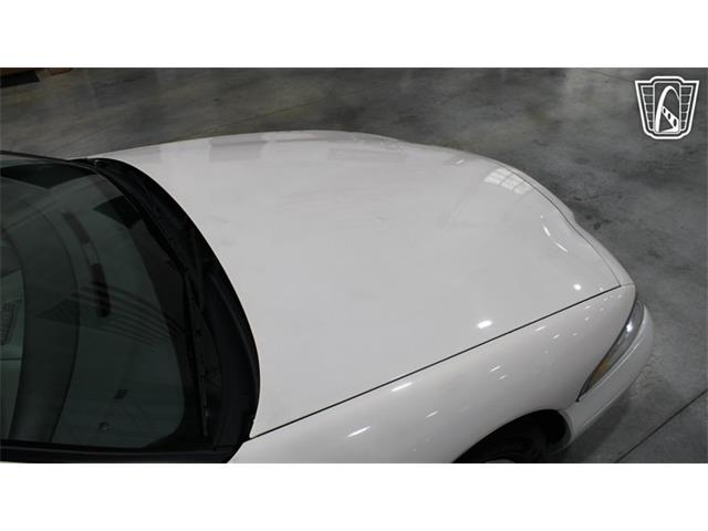 1998 Lincoln Mark VIII (CC-2065921) for sale in Runnemede, New Jersey