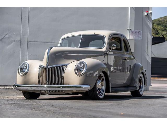 1939 Ford Deluxe (CC-2065992) for sale in Laguna Beach, California