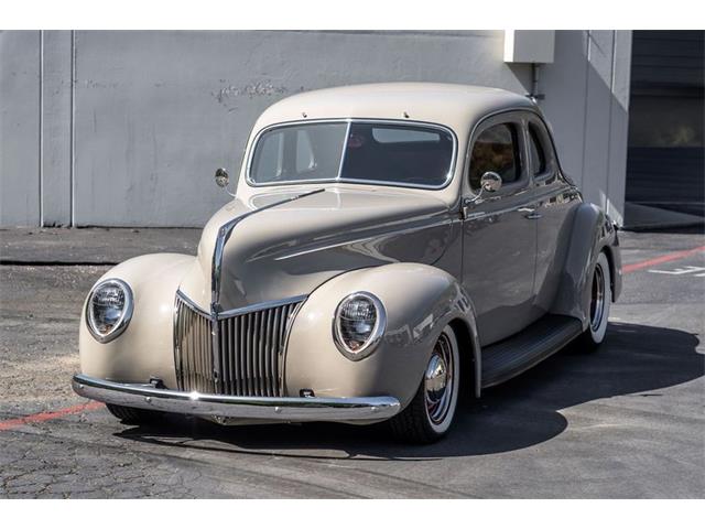 1939 Ford Deluxe (CC-2065992) for sale in Laguna Beach, California